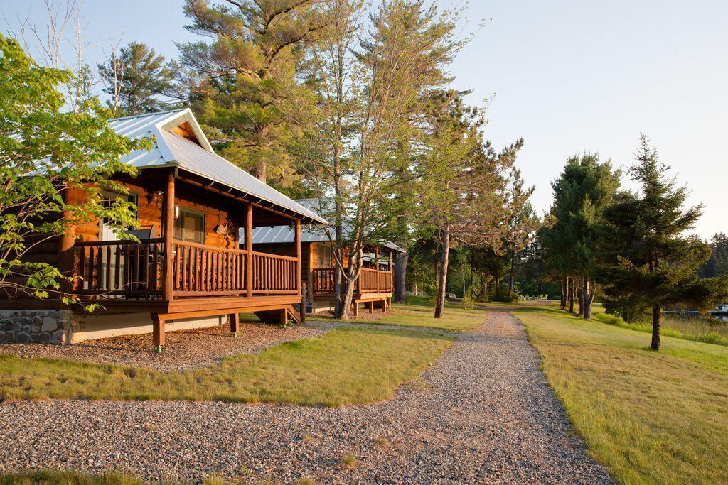 Lake Parlin Lodge & Cabins West Forks 外观 照片