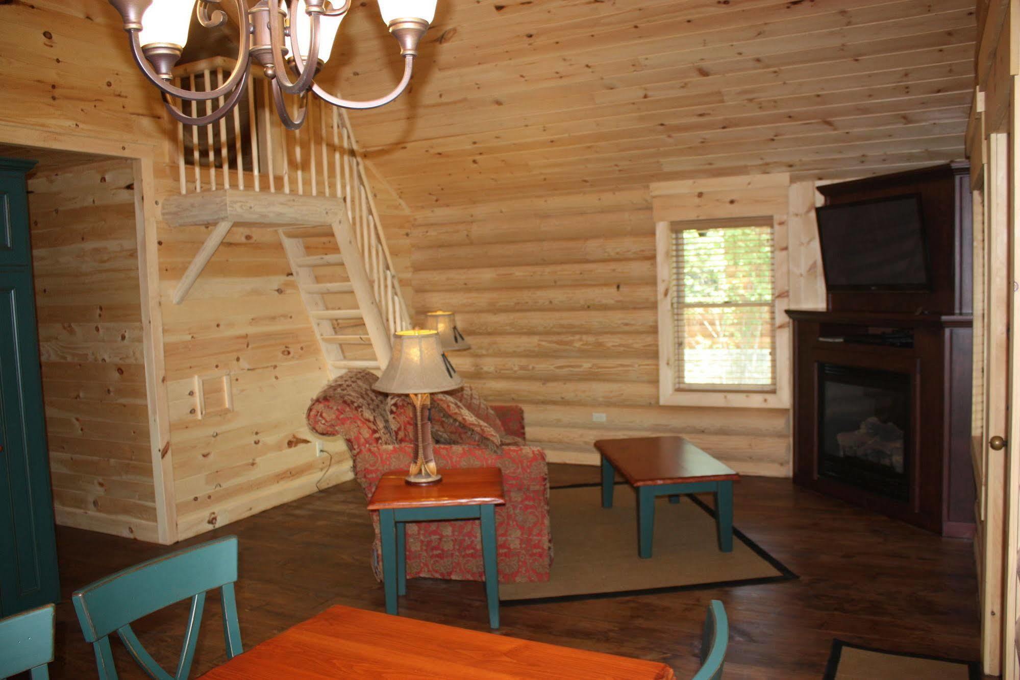 Lake Parlin Lodge & Cabins West Forks 外观 照片