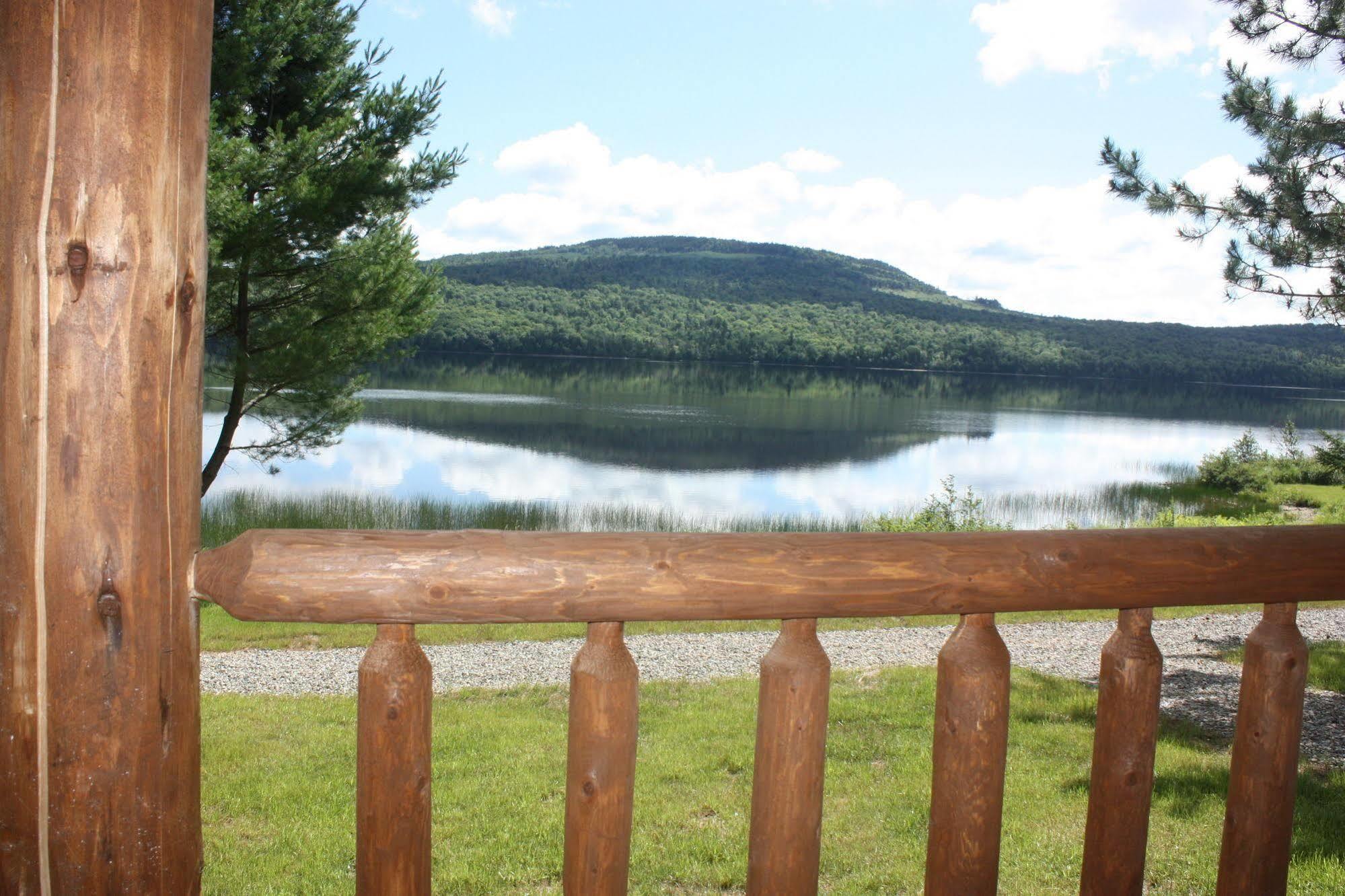 Lake Parlin Lodge & Cabins West Forks 外观 照片